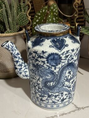 Blue and White Dragon Porcelain Teapot - Vintage Chinoiserie